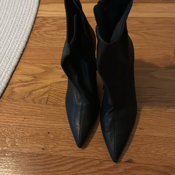 Zara Shoes - Size 36/6.5